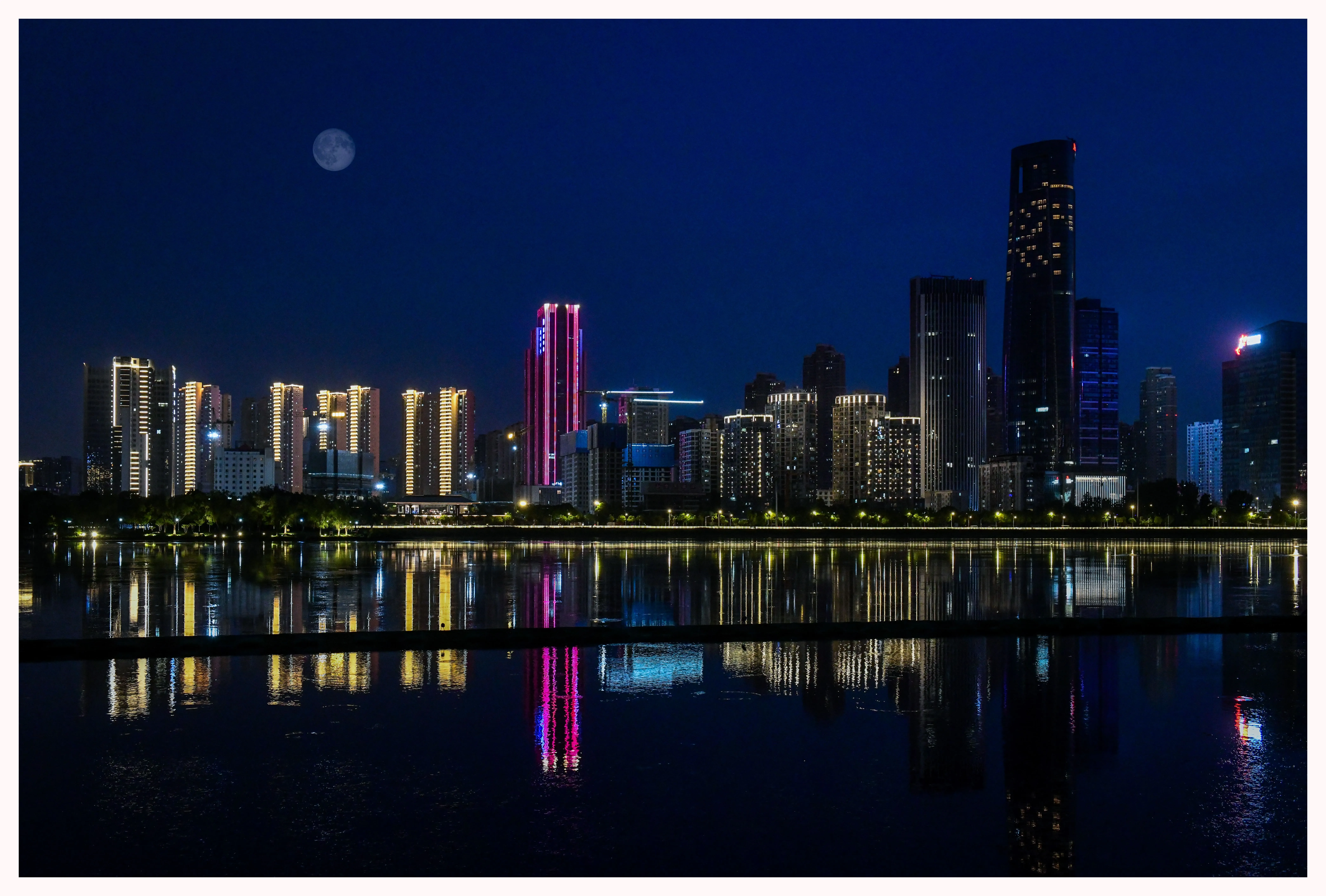 沙湖公园夜景